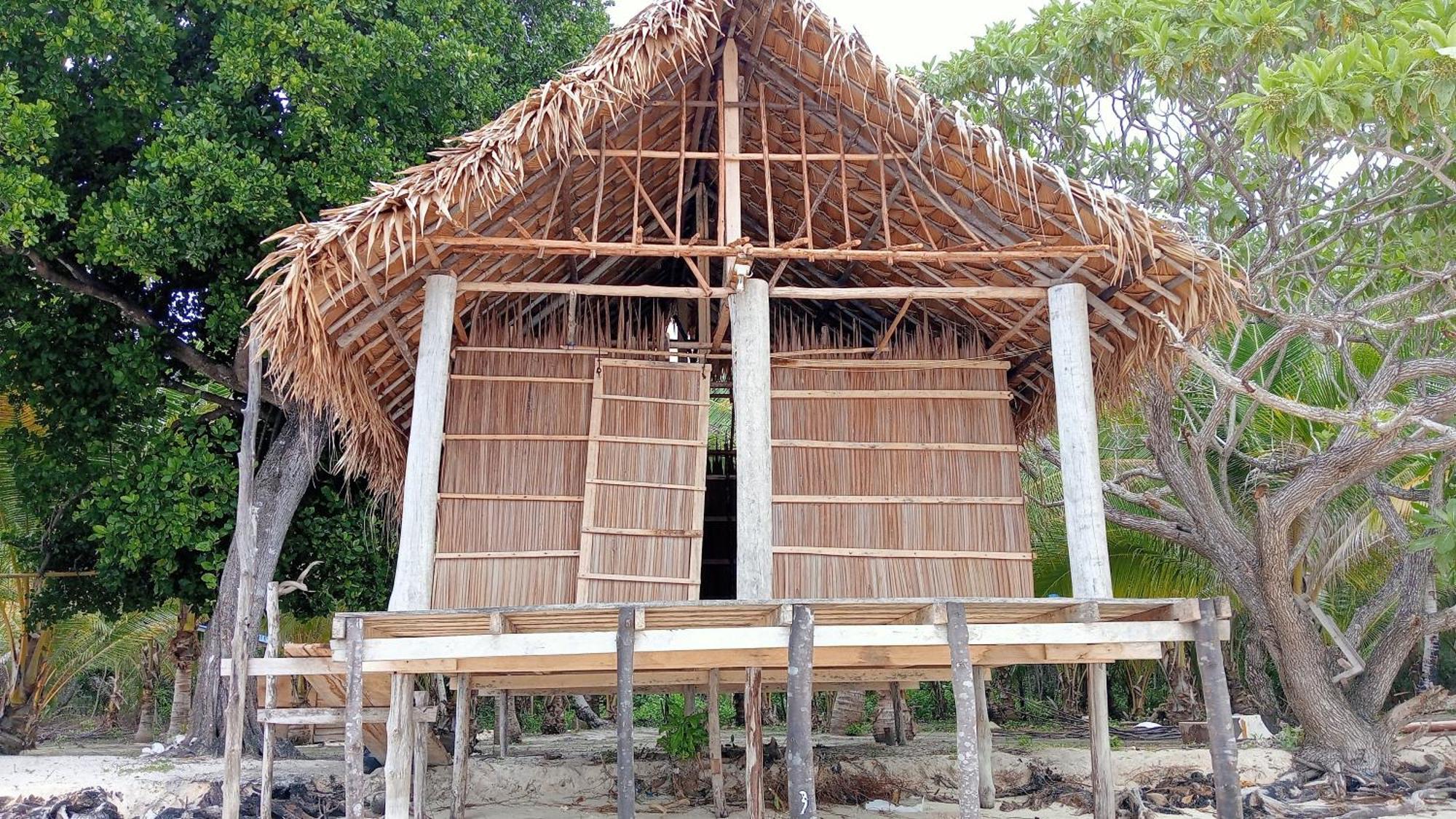 Coco Huts Guest House Waisai Cameră foto